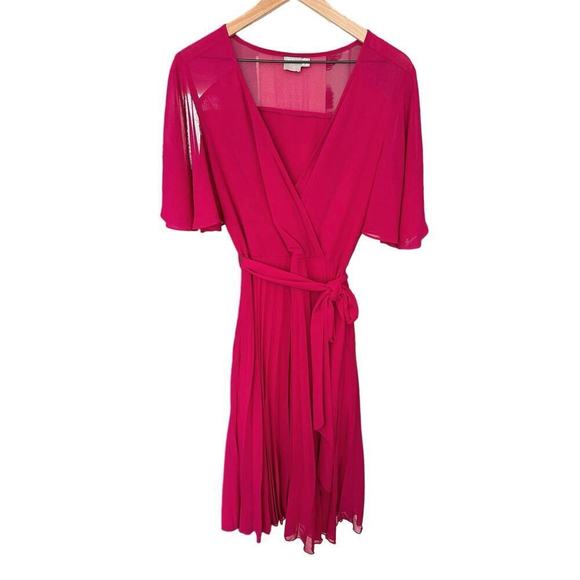 ASOS Pleated Wrap Midi Short Sleeve Dress Tie Waist in Cranberry - Picture 3 of 7